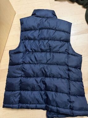 Navy Quilted Puffer Vest - Sleeveless Warm Layer